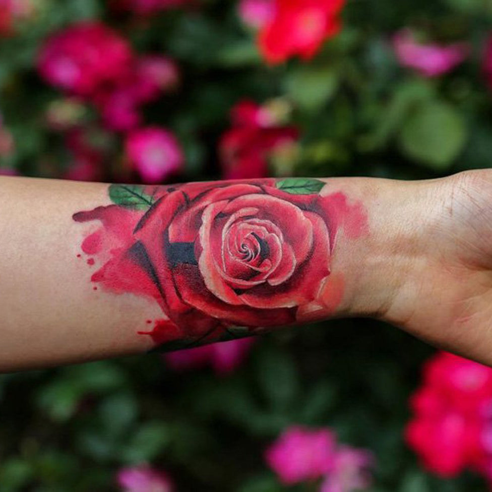 Amazon.com : PUSNMI Vintage Temporary Tattoo for Men Women Cool Skull Tattoo  Beach Rose Flower Tattoos Cross Sun Traditional Tattoo Long Lasting Fake  Tattoos Face Temporary Tattoos for Arm Leg Wrist Chest :
