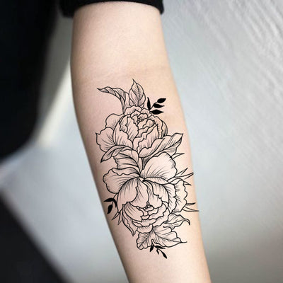 Neo Traditional Flowers by Ollie T2  Kaleidoscope Tattoo  Flickr